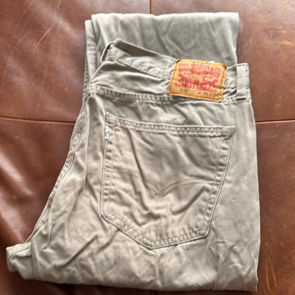 Levi’s Men’s 505 Light Gray